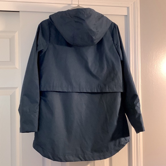 Brand new Mazine navy light jacket with hood! - Picture 4 of 11